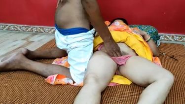 मेड की चुत लण्ड के रस से भर दी