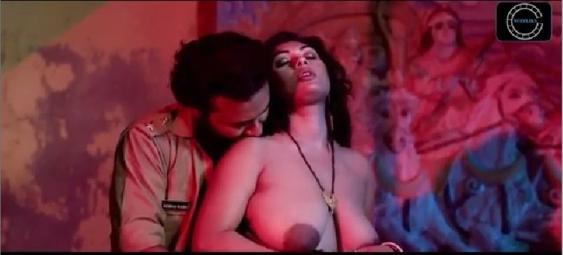 हवलदार ने मारी भाभी की गांड