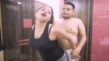 जिम ट्रेनर ने चोद के चर्बी घटा दी