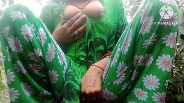 जंगल में भाभी ने की चुत में ऊँगली