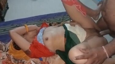 पैसे दे कर ले ली कामवाली की रसीली चुत